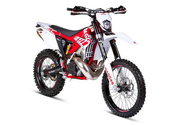 250 Race rtqtr reduced.JPG